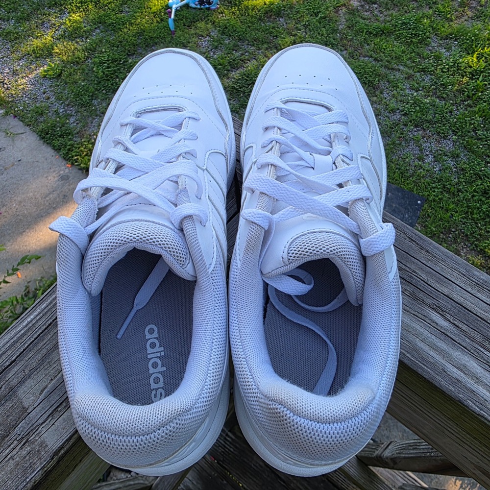 Adidas Hoops 3.0 Low Classic Vintage Mens Shoes Triple White GW3036 Size 11 - Picture 3 of 8